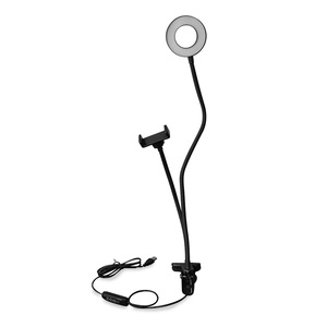 Soporte con Clip y Aro de Luz para Celular RadioShack ZD668 / Negro